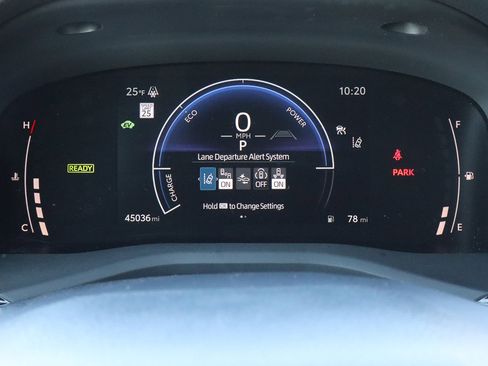 Used 2025 Toyota Camry SE image 27