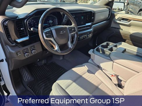 Used 2023 Chevrolet Silverado 1500 RST AWD/4WD image 2