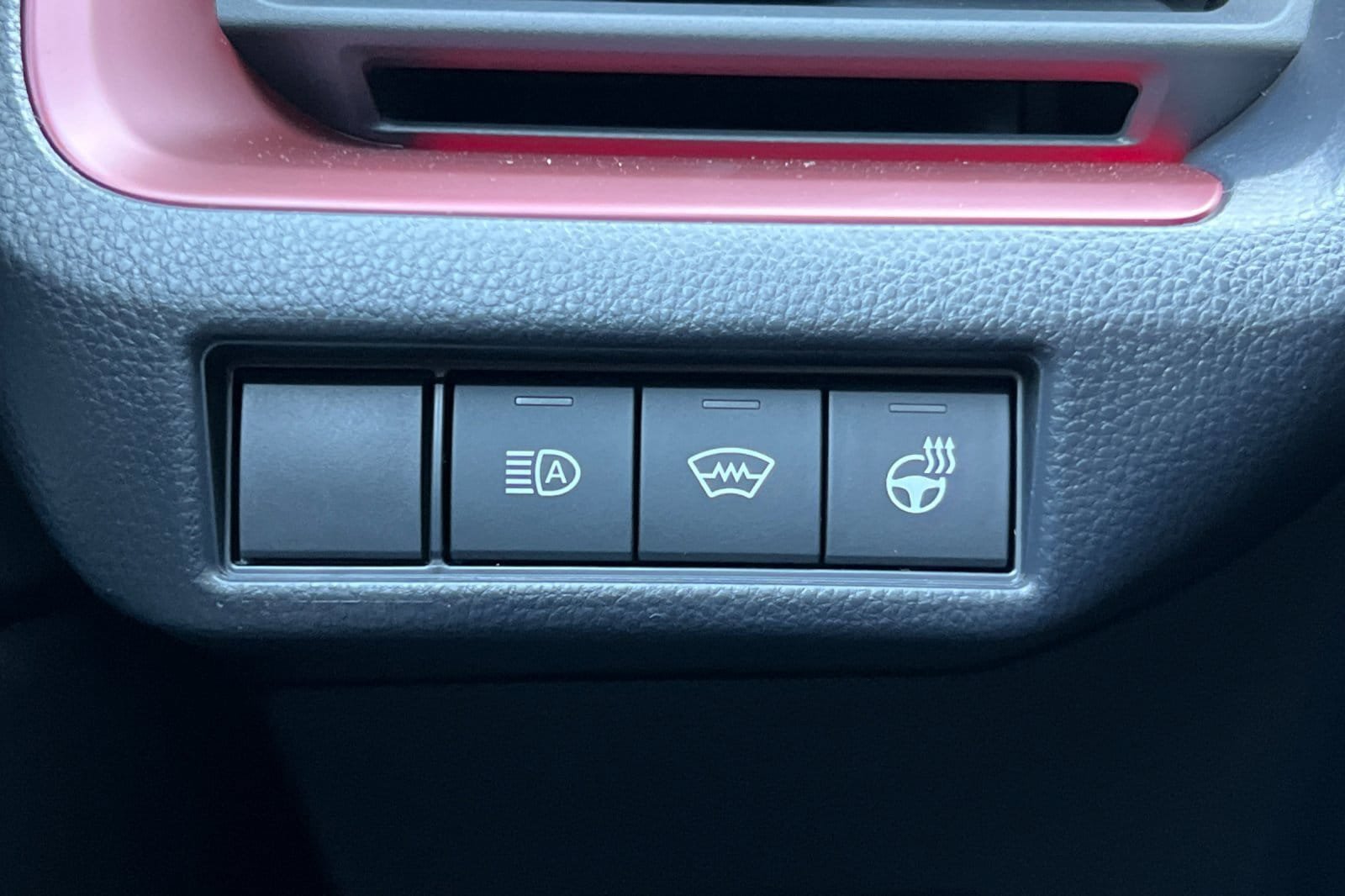 New 2027 Toyota Prius Plug-In Hybrid FWD image 29