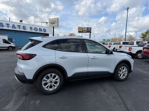 Used 2025 Ford Escape Active AWD/4WD image 7