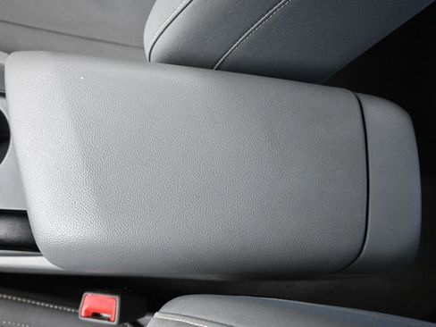 Used 2023 Hyundai Elantra SEL FWD image 35