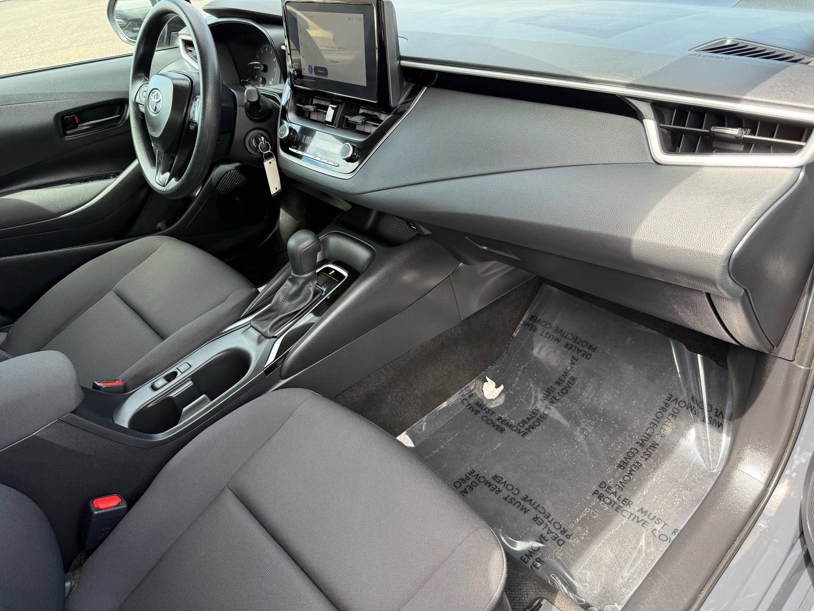 Used 2025 Toyota Corolla LE FWD image 29