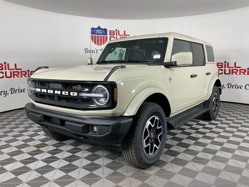 New 2026 Ford Bronco Outer Banks image 7