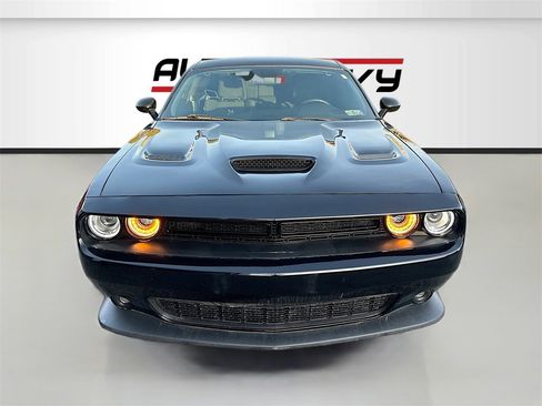 Used 2020 Dodge Challenger R/T Scat Pack image 2