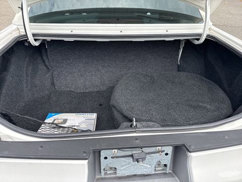 Used 1995 Cadillac Fleetwood Brougham image 19