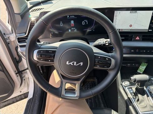 Used 2025 Kia Sportage EX w/ Premium Package AWD/4WD image 20