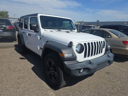 Used 2019 Jeep Wrangler Unlimited Sport AWD/4WD image 3