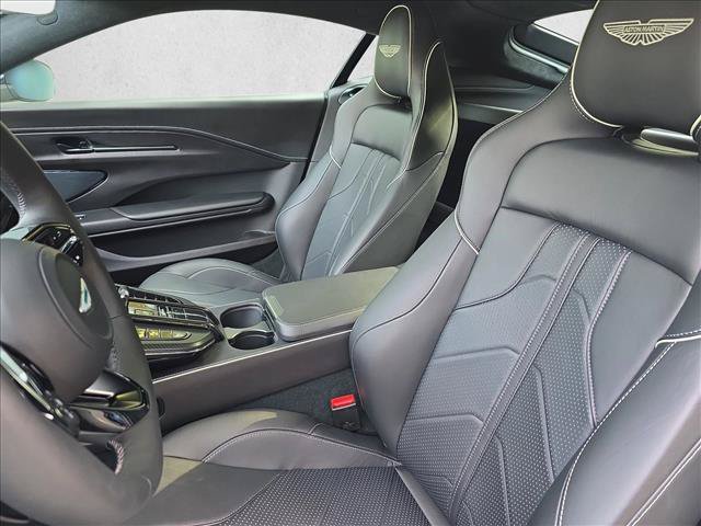 Used 2025 Aston Martin V8 Vantage Coupe RWD image 13