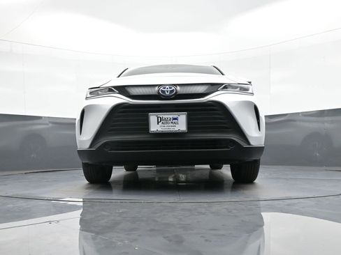 Certified 2024 Toyota Venza LE image 26