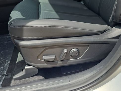 New 2026 Kia Sorento EX FWD image 21