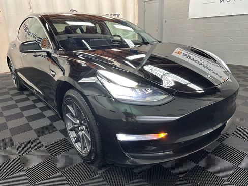 Used 2018 Tesla Model 3 Long Range RWD image 2
