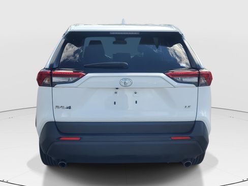 Used 2023 Toyota RAV4 LE image 4