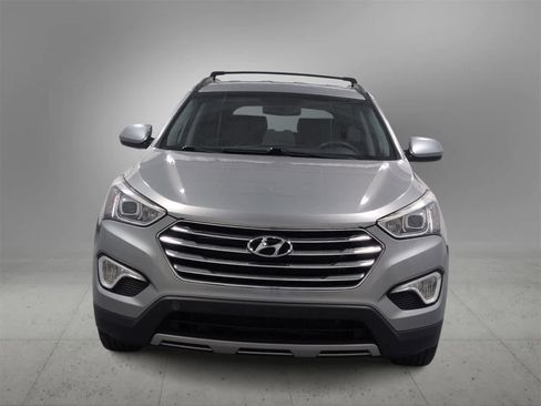 Used 2015 Hyundai Santa Fe GLS image 3