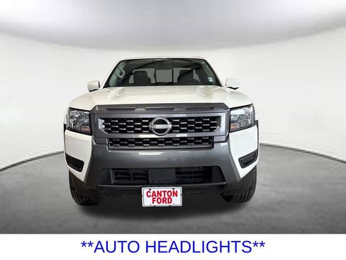 Used 2025 Nissan Frontier SV RWD image 8