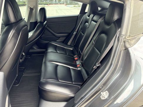 Used 2018 Tesla Model 3 Long Range AWD/4WD image 12