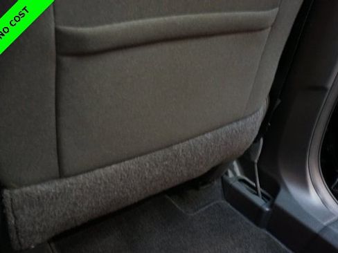 Used 2022 Nissan Rogue SV image 38