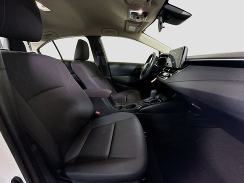 Used 2024 Toyota Corolla LE FWD image 28