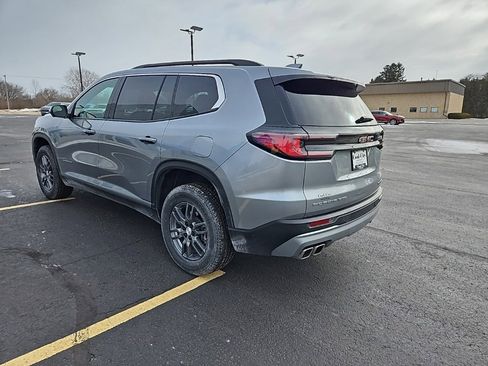 Used 2025 GMC Acadia Elevation image 5