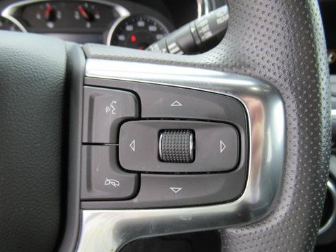 Certified 2024 Chevrolet Blazer LT w/ Convenience Package FWD image 23