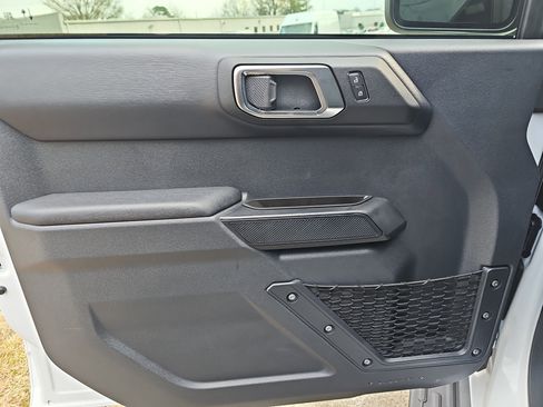 Used 2025 Ford Bronco Outer Banks w/ Sasquatch Package image 29