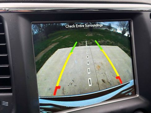 Used 2018 Jeep Grand Cherokee Overland image 25