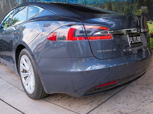 Used 2017 Tesla Model S 100D image 43