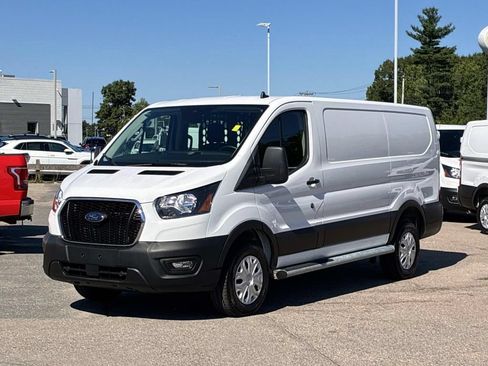 Used 2025 Ford Transit 250 Low Roof w/ Exterior Upgrade Package RWD image 3