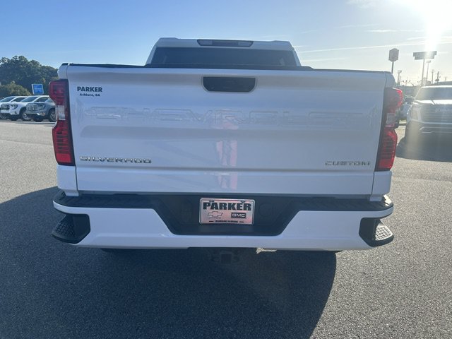 Used 2023 Chevrolet Silverado 1500 Custom AWD/4WD image 3