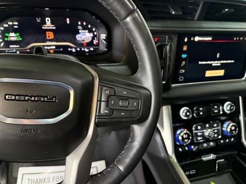 Used 2024 GMC Yukon Denali w/ Advanced Technology Package AWD/4WD image 22