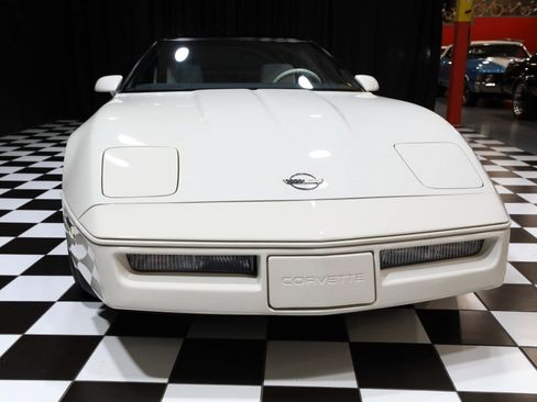 Used 1988 Chevrolet Corvette Coupe image 12