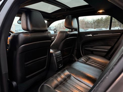 Used 2023 Chrysler 300 S image 21