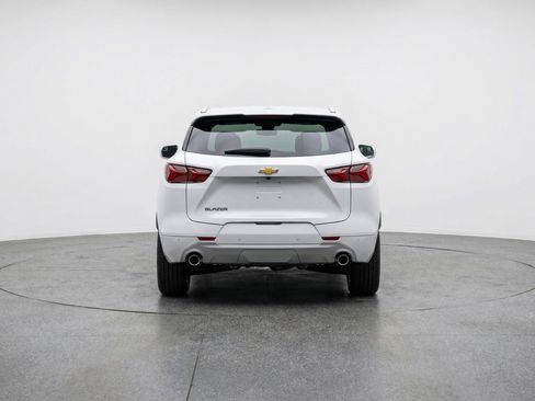 Used 2025 Chevrolet Blazer LT FWD image 7