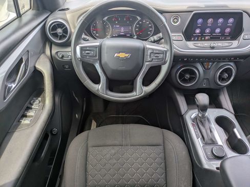 Used 2021 Chevrolet Blazer LT FWD image 4