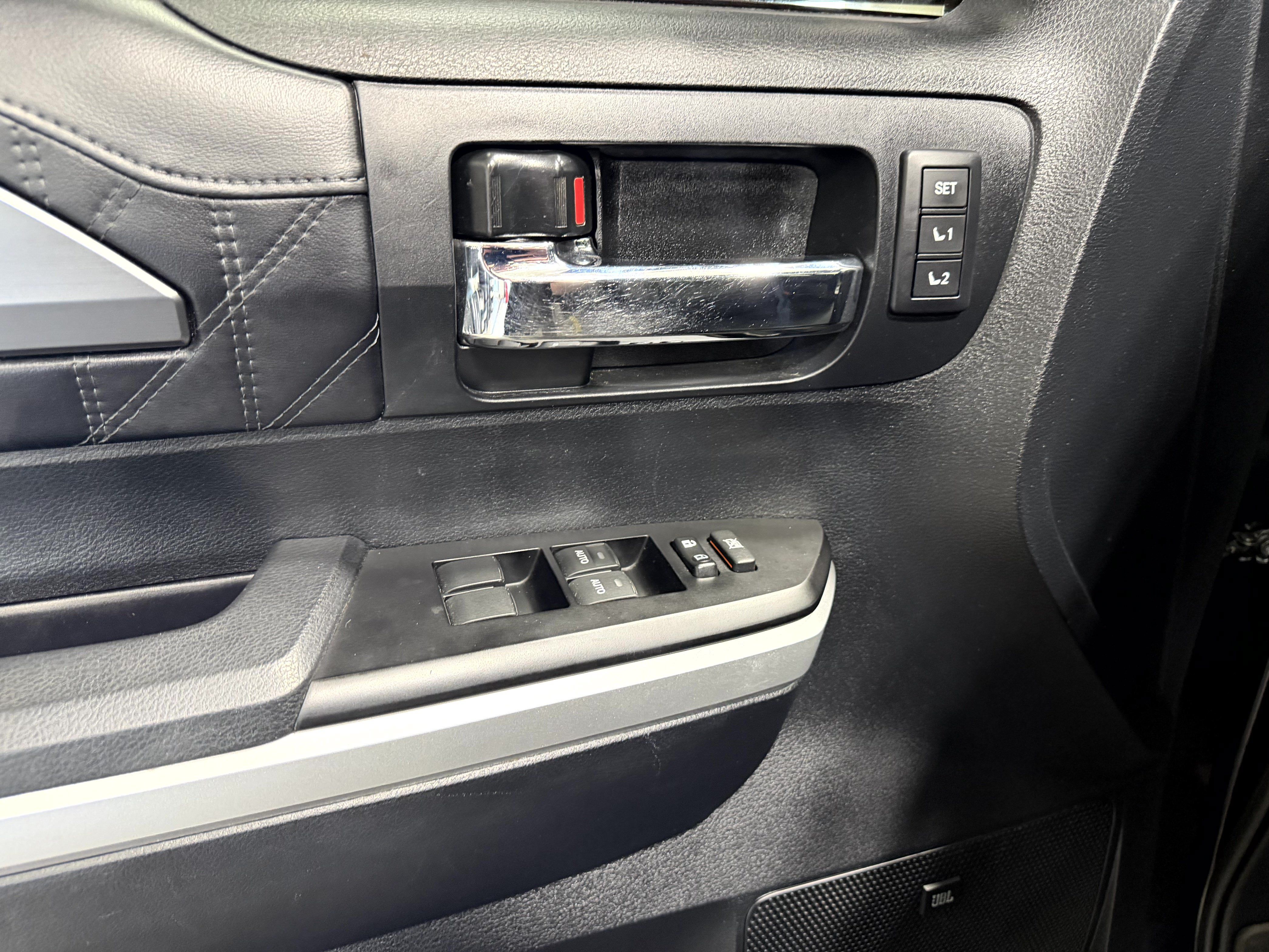 Used 2017 Toyota Tundra Platinum AWD/4WD image 11