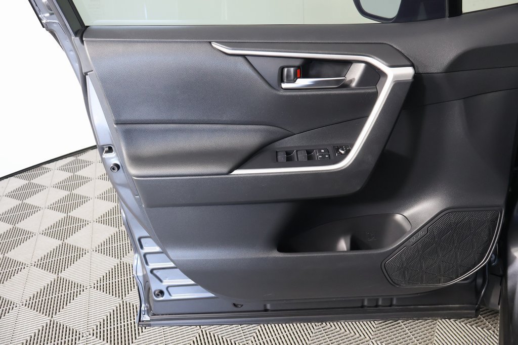 Used 2023 Toyota RAV4 XLE Premium FWD image 12