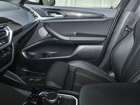 Used 2024 BMW X4 M40i w/ Premium Package image 53