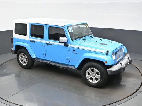 Used 2017 Jeep Wrangler Unlimited Sahara w/ Quick Order Package 24E Chief AWD/4WD image 38