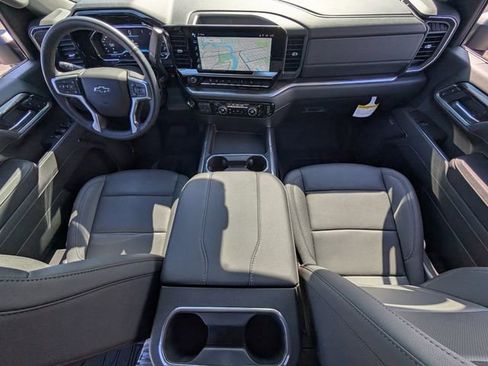 Used 2025 Chevrolet Silverado 2500 LTZ w/ Trail Boss Package image 10