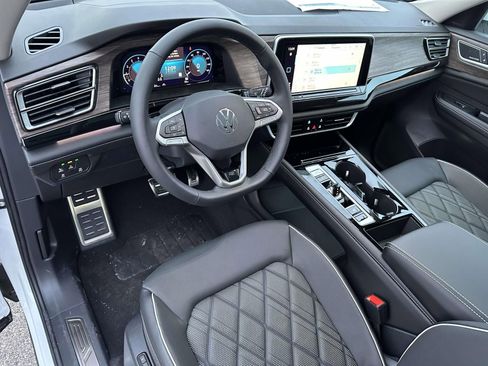 New 2026 Volkswagen Atlas SEL Premium R-Line image 10