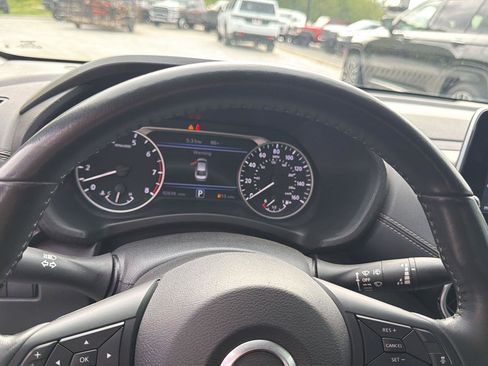 Used 2023 Nissan Sentra SV w/ All-Weather Package FWD image 13