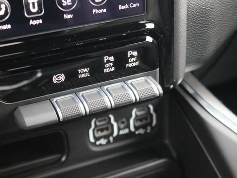 Used 2021 RAM 2500 Laramie AWD/4WD image 8