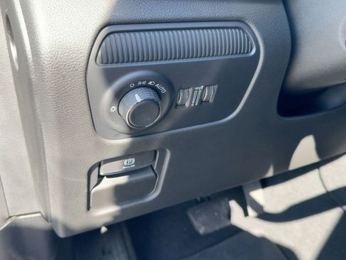 New 2026 Jeep Grand Wagoneer image 18