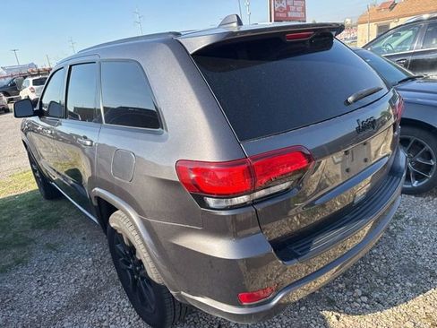 Used 2020 Jeep Grand Cherokee Altitude image 6