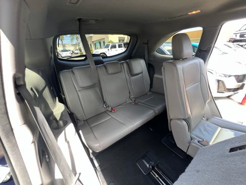 Used 2015 Toyota Highlander XLE FWD image 38