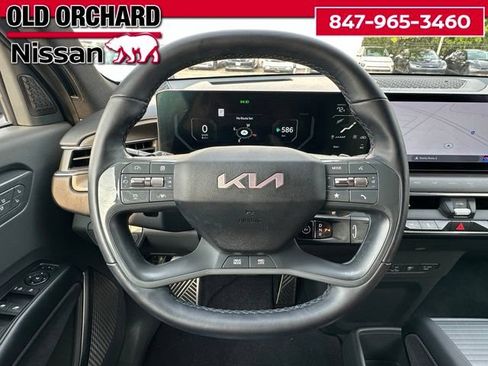Used 2024 Kia EV9 GT-Line AWD/4WD image 28