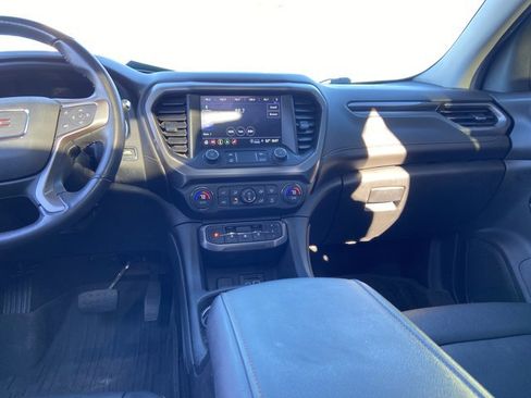 Used 2022 GMC Acadia AT4 w/ Technology Package image 15