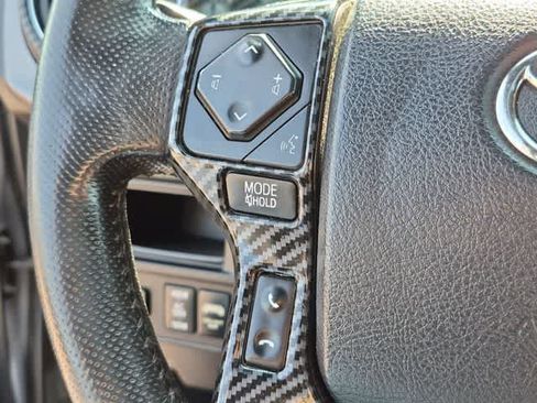 Used 2019 Toyota Tacoma TRD Off-Road AWD/4WD image 25