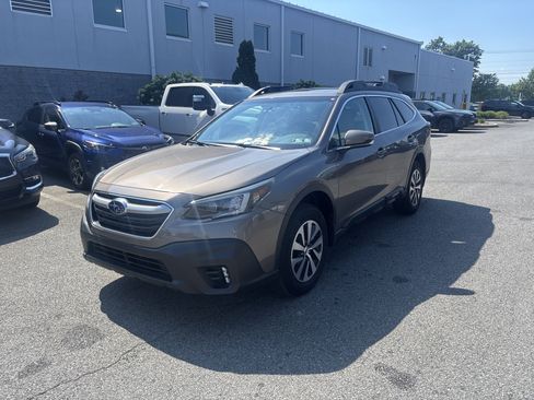 Certified 2021 Subaru Outback Premium AWD/4WD image 18