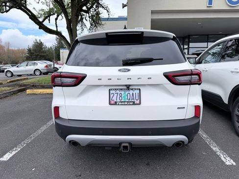 Used 2023 Ford Escape ST-Line Select w/ Tech Pack #2 image 5