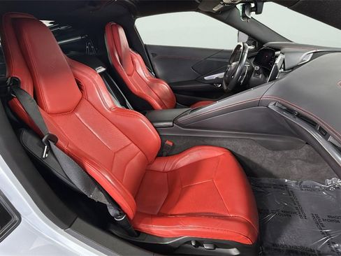 Used 2023 Chevrolet Corvette Stingray Coupe w/ Z51 Performance Package image 29